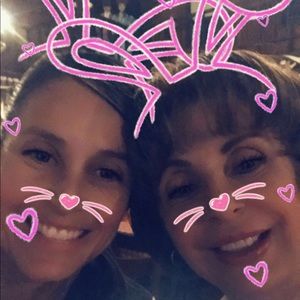 Meet your Posher, Yvette